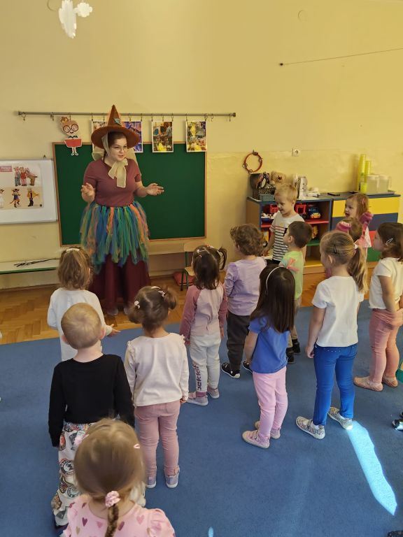 Krótka gimnastyka dla maluchów