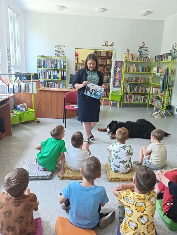 Bibliotekarz opowiada o psie